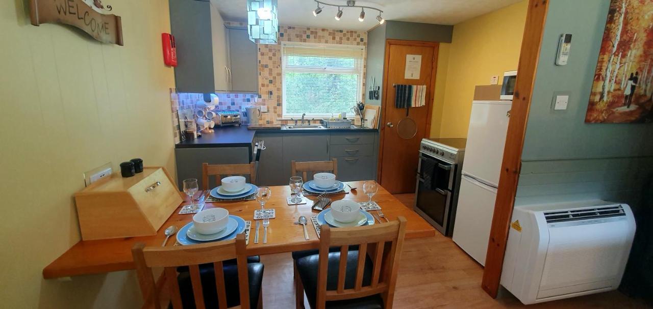 דרמנדרוכיט Torcroft Lodges מראה חיצוני תמונה
